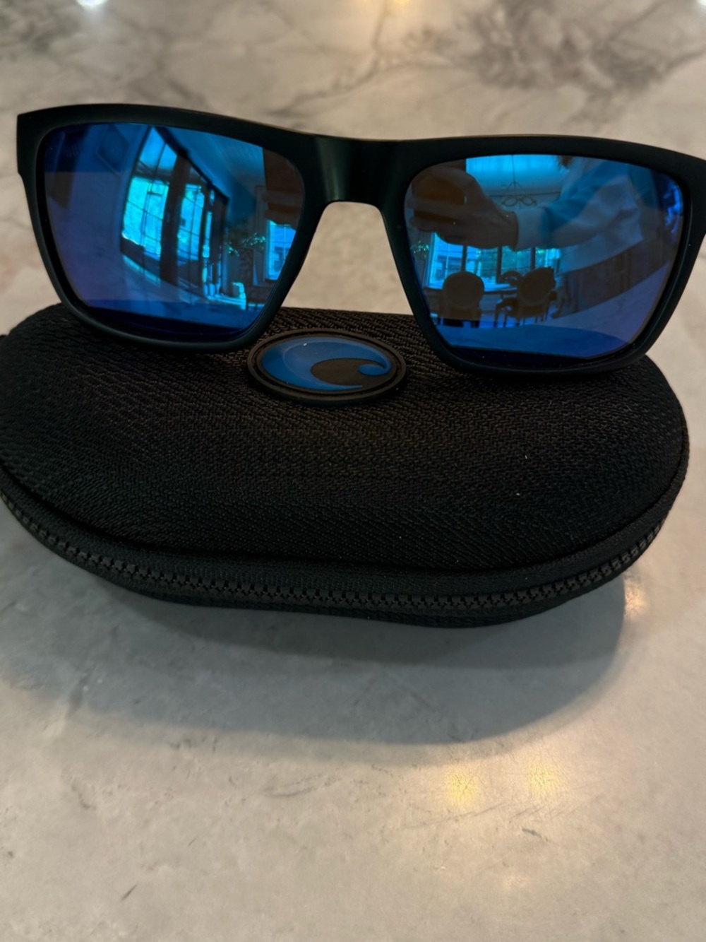 Costa Paunch XL Sunglasses Frame in Black w case